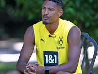 Lý do Dortmund là bến đỗ phù hợp với Ronaldo