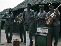 Loạt ảnh lần đầu biết đến về đất nước Cuba năm 1976