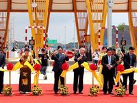 Khánh thành cao tốc Vân Đồn - Móng Cái gần 13.000 tỷ, hình thành trục cao tốc dài nhất Việt Nam
