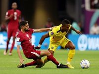 Ecuador thắng dễ chủ nhà Qatar ngày khai mạc