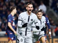 Mbappe nhạt nhòa, Messi lập công giúp PSG vượt khó