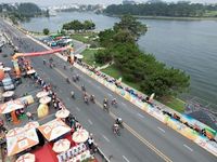 Áo vàng gia tăng khoảng cách