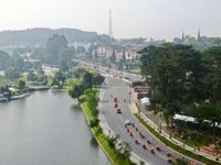 Áo vàng gia tăng khoảng cách