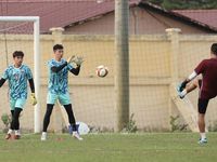 SEA Games 32: U22 Việt Nam tập luyện trước trận gặp U22 Singapore