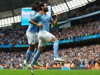Kết quả Ngoại hạng Anh tối 6-5: Đánh bại Leeds 2-1, Man City xây chắc ngôi đầu