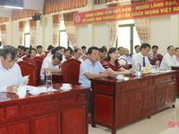 Trao thưởng hơn 650 triệu đồng cho giáo viên, học sinh giỏi Hà Tĩnh