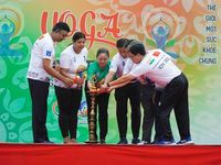 Hơn 500 người tham gia đồng diễn Ngày Quốc tế Yoga lần thứ 9 tại Đồng Tháp năm 2023