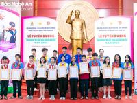 Tuyên dương 95 học sinh 'con ngoan, trò giỏi' trong Khối Các cơ quan tỉnh