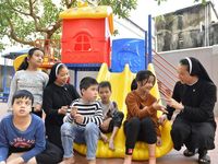 Mái ấm của các nữ tu nuôi dưỡng hàng trăm trẻ em có hoàn cảnh khó khăn