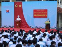 Phát huy truyền thống tốt đẹp, làm giàu thêm bảng vàng thành tích mà lớp lớp các thế hệ học sinh giỏi tỉnh ta đã đạt được