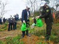 Huyện Si Ma Cai và Văn Bàn phát động Tết trồng cây xuân Giáp Thìn năm 2024