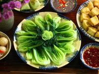 9 mẹo giúp luộc rau xanh mướt, giòn ngon, không thâm đen