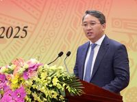Phải đưa cuộc sống vào pháp luật trước khi đưa pháp luật vào cuộc sống