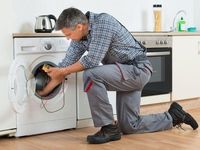 Nguyên nhân và cách khắc phục máy giặt bị rung lắc khi giặt quần không cần gọi thợ