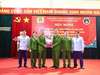 Gửi trọn nghĩa tình Xuân tới cán bộ, học viên cơ sở cai nghiện