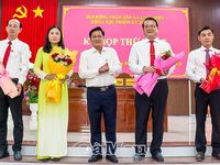 Nhiều địa phương kiện toàn bộ máy chính quyền sau bầu cử