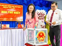 Nhiều địa phương kiện toàn bộ máy chính quyền sau bầu cử