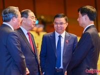 Sôi nổi bên hành lang nghị trường Kỳ họp thứ nhất, Quốc hội khóa XVI