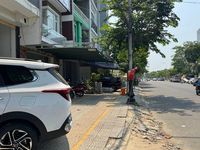 Đà Nẵng: Xử lý nhiều trường hợp lấn chiếm vỉa hè sau phản ánh của Báo Người Lao Động