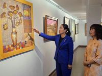 Nghệ sĩ Đà Nẵng kể chuyện quê hương qua triển lãm 'Sắc màu đất Quảng'