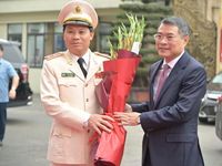 Giám đốc Công an Hà Nội đón nhận danh hiệu Anh hùng Lực lượng vũ trang nhân dân