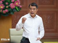 Thủ tướng Lê Minh Hưng làm việc với lãnh đạo Bộ Tài chính