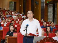 Đoàn đại biểu Quốc hội tỉnh tiếp xúc cử tri sau kỳ họp thứ Nhất