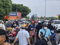 Cháy ô tô tại cây xăng ở Đà Nẵng, 2 người tử vong trong xe