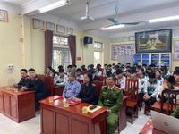Nhà trường phối hợp cùng Công an để phòng chống thuốc lá điện tử