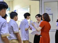 Đại học Ngân hàng Thành phố Hồ Chí Minh: Hơn 1.900 học sinh thi thử tốt nghiệp Trung học phổ thông trên máy tính