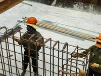 Gấp rút hoàn thành loạt công trình 'giải cứu' Hà Nội trước mùa mưa bão