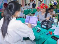 Gần 2.000 người dân vùng cao được khám sức khỏe, sàng lọc lao miễn phí