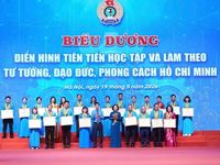 Học Bác không bằng khẩu hiệu mà bằng hiệu quả thực chất