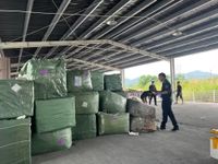 Bắt giữ 4 container hàng giả thương hiệu Louis Vuitton, Rolex, Chanel