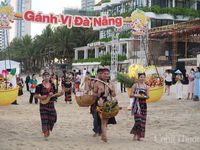 Diễu hành ẩm thực khuấy động bãi biển Đà Nẵng
