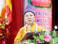 Phó Chủ tịch Thường trực HĐND tỉnh chúc mừng Đại lễ Phật đản tại chùa Hoa Nghiêm Tây Yên Tử