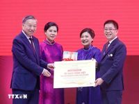 Tổng Bí thư, Chủ tịch nước Tô Lâm gặp gỡ cộng đồng người Việt Nam tại Thái Lan