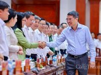 Thủ tướng yêu cầu Đồng Tháp xây dựng kịch bản tăng trưởng '2 con số'