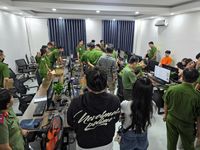 TPHCM liên tiếp phát hiện nhóm người nước ngoài nghi lừa đảo công nghệ cao