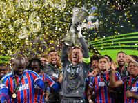 Crystal Palace mở hội sau chức vô địch châu Âu lịch sử