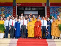Chủ tịch Quốc hội Trần Thanh Mẫn thăm Đức Pháp chủ cùng lãnh đạo GHPGVN nhân Đại lễ Phật đản Phật lịch 2570