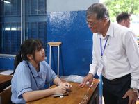 Những khoảnh khắc đẹp trong ngày thi lớp 10 ở TPHCM