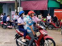 Phụ huynh An Giang lặng lẽ tiếp sức cùng con trong Kỳ thi tuyển sinh vào lớp 10