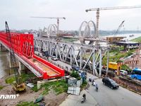 Hình ảnh cây cầu 120 năm tuổi ở Thủ đô trước thời điểm tháo dỡ vào tháng 9