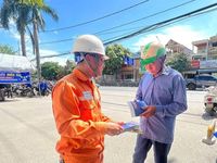 Cán bộ, nhân viên ngành điện đồng hành cùng các sĩ tử