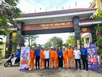 Cán bộ, nhân viên ngành điện đồng hành cùng các sĩ tử