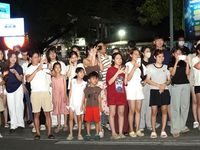 Lực lượng mô tô dẫn đoàn và Cảnh sát cơ động Kỵ binh gây ấn tượng trên các tuyến phố