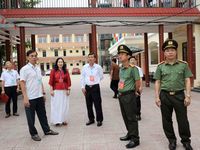 Phó Chủ tịch UBND tỉnh Nghệ An động viên thí sinh tham dự Kỳ thi tốt nghiệp THPT