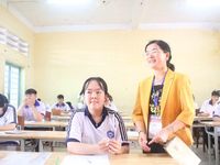 Thứ trưởng Nguyễn Thị Quyên Thanh động viên thí sinh TP Cần Thơ
