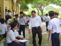 Thí sinh tại Đặc khu Phú Quý phấn khởi sau môn Toán tự tin đạt điểm cao